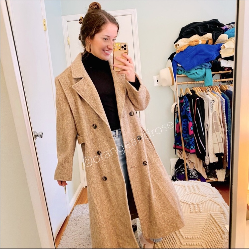Vintage Noble Fashions Made in USA Tan Neutral Herringbone Long Trench Coat L